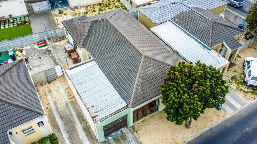 4 Bedroom Property for Sale in Sunset Glen Western Cape
